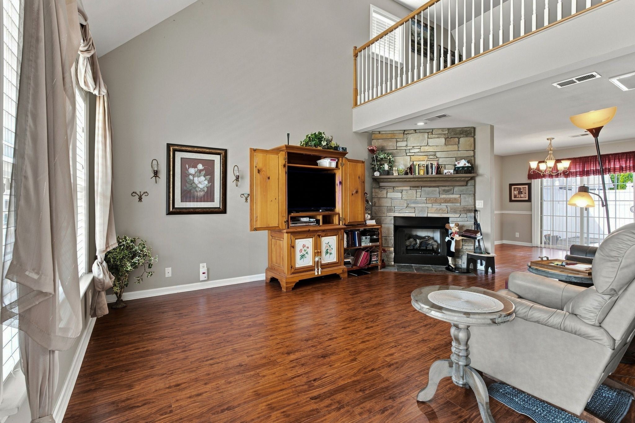 103 Shore Dr