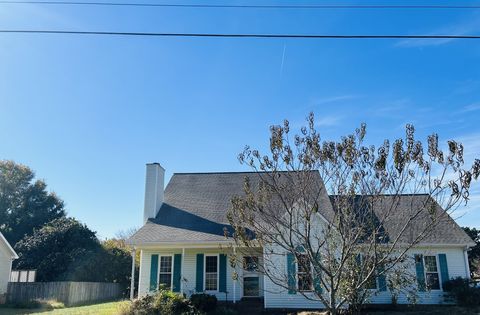 Photo of 700 Sugar Bend Dr, Columbia, TN 38401 (MLS # 3039569)