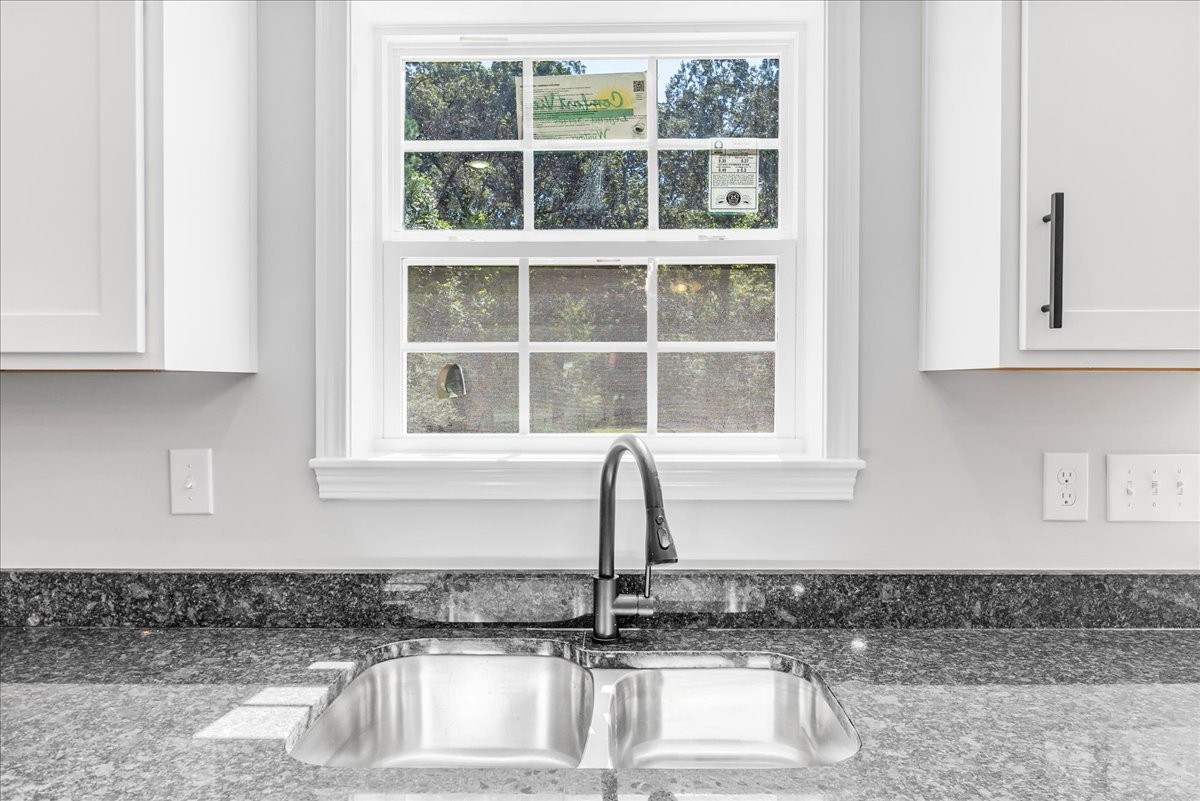 1101 E Lauderdale St