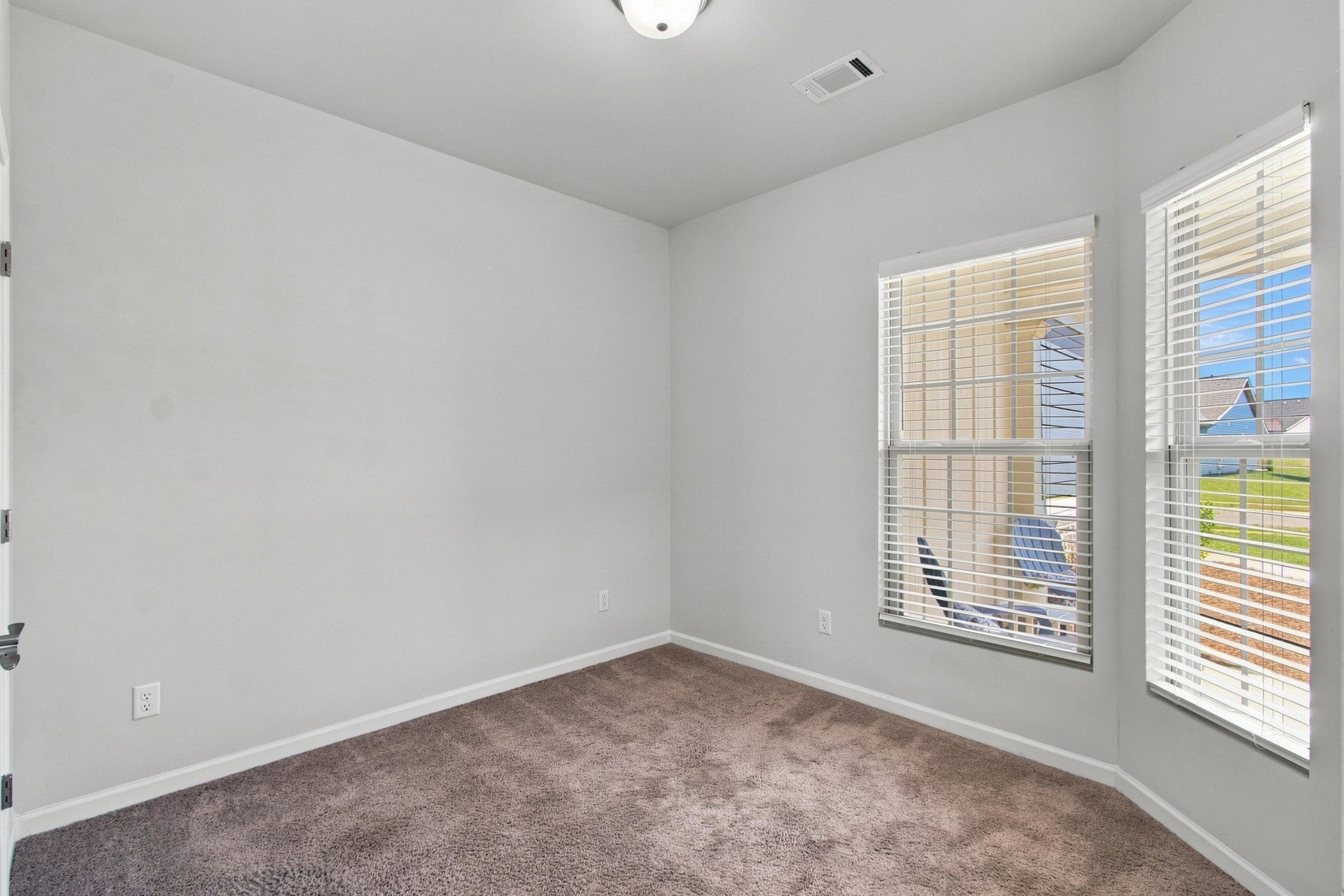 1405 Cannon Ln