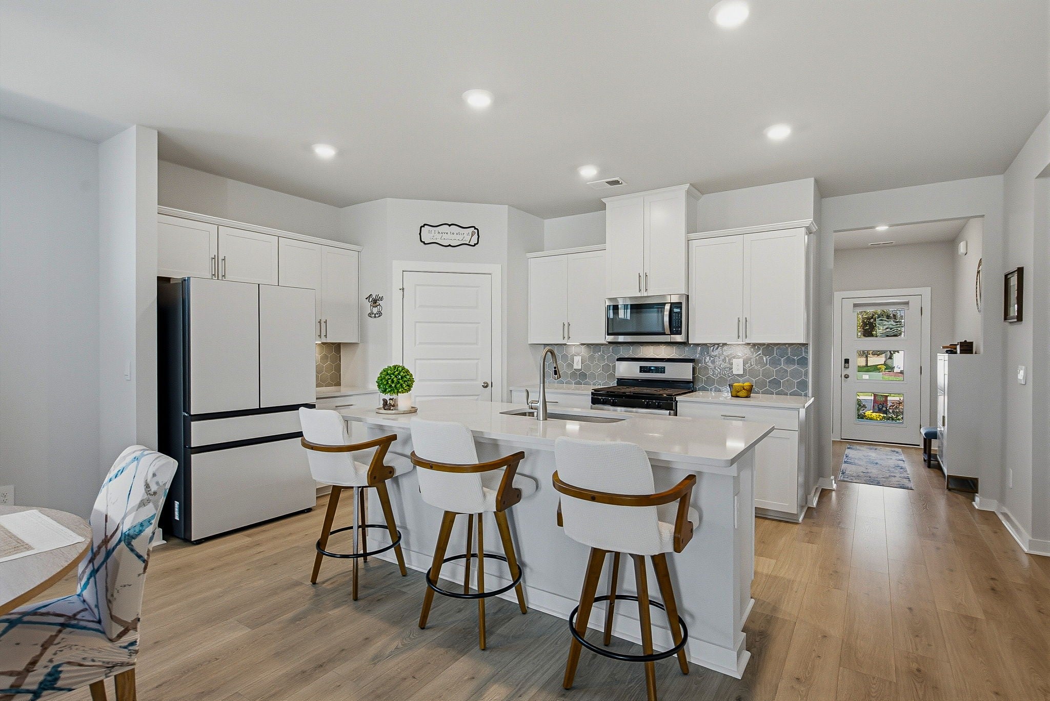 1217 Chapel Cove Pvt