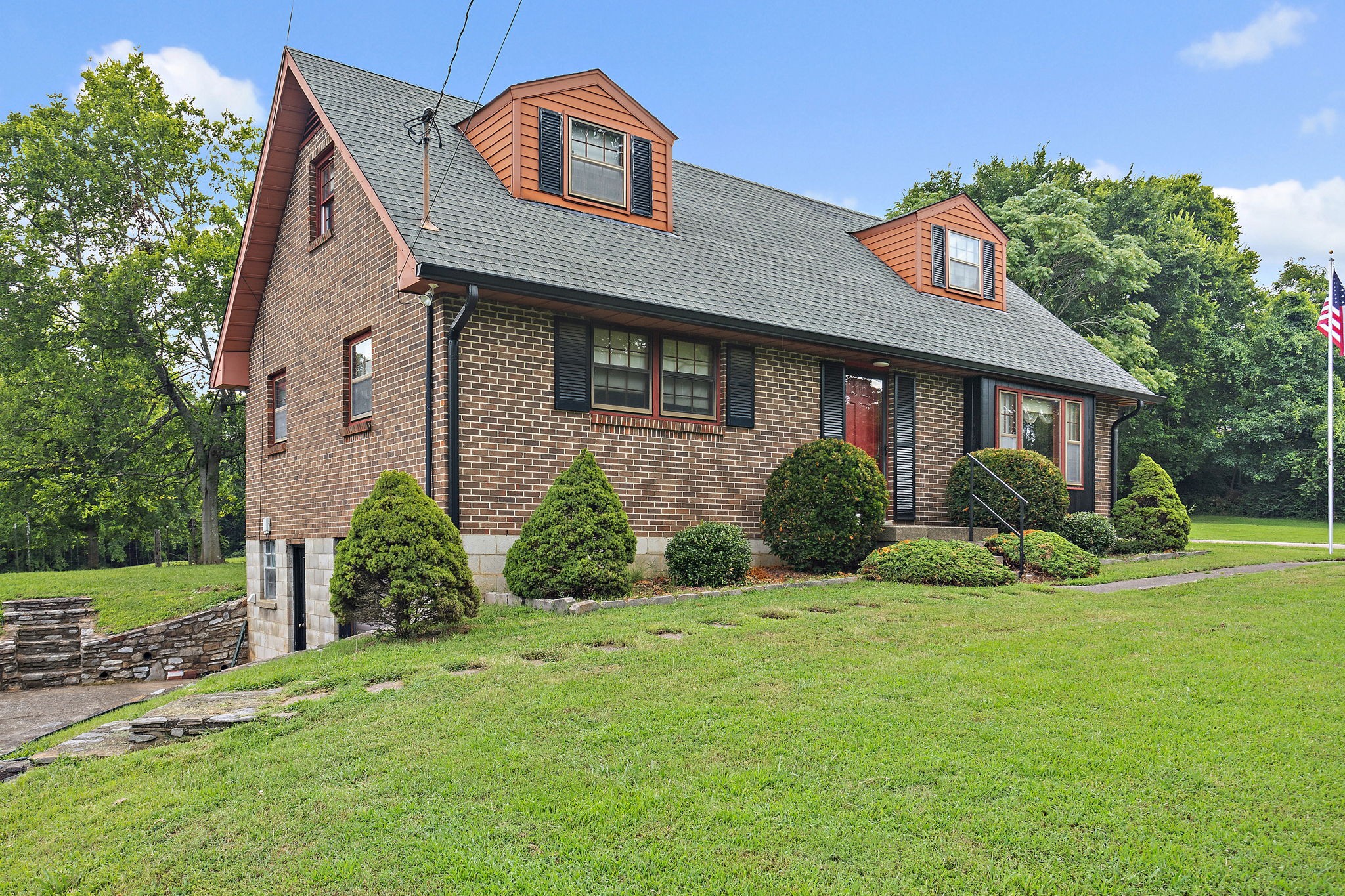 3646 Alessio Rd