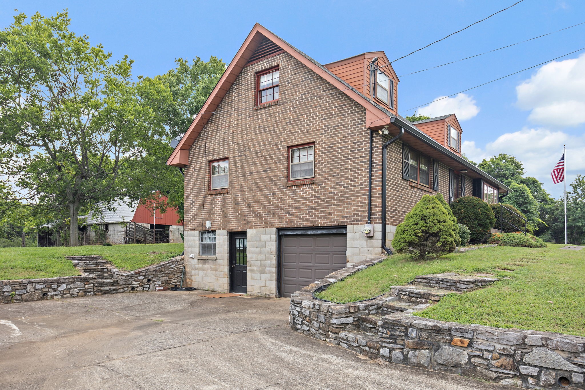 3646 Alessio Rd