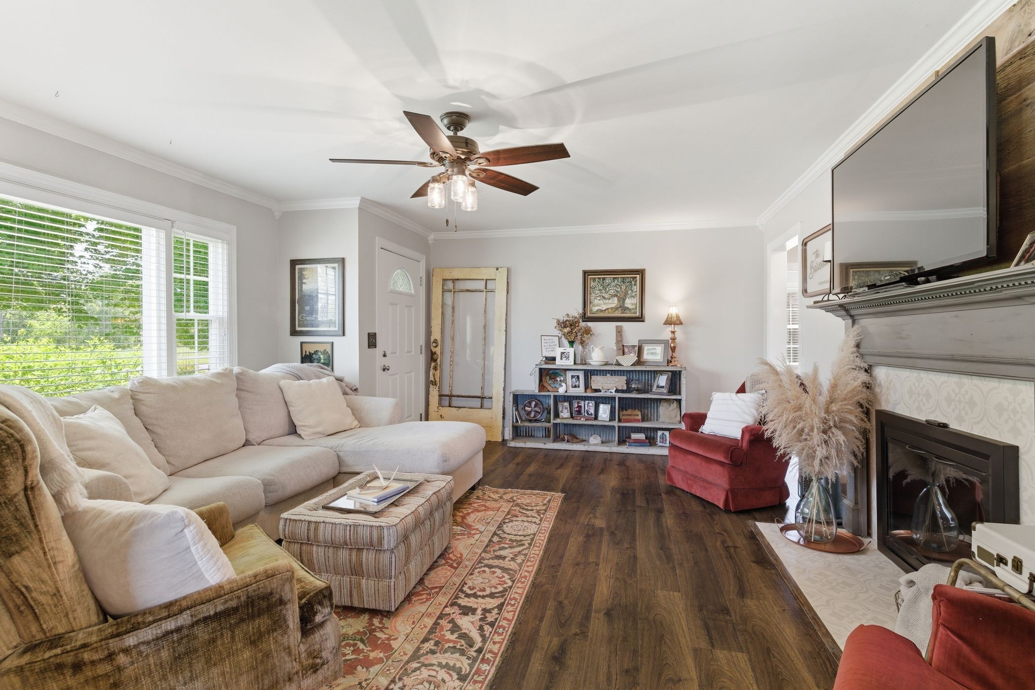 601 N Palmers Chapel Rd