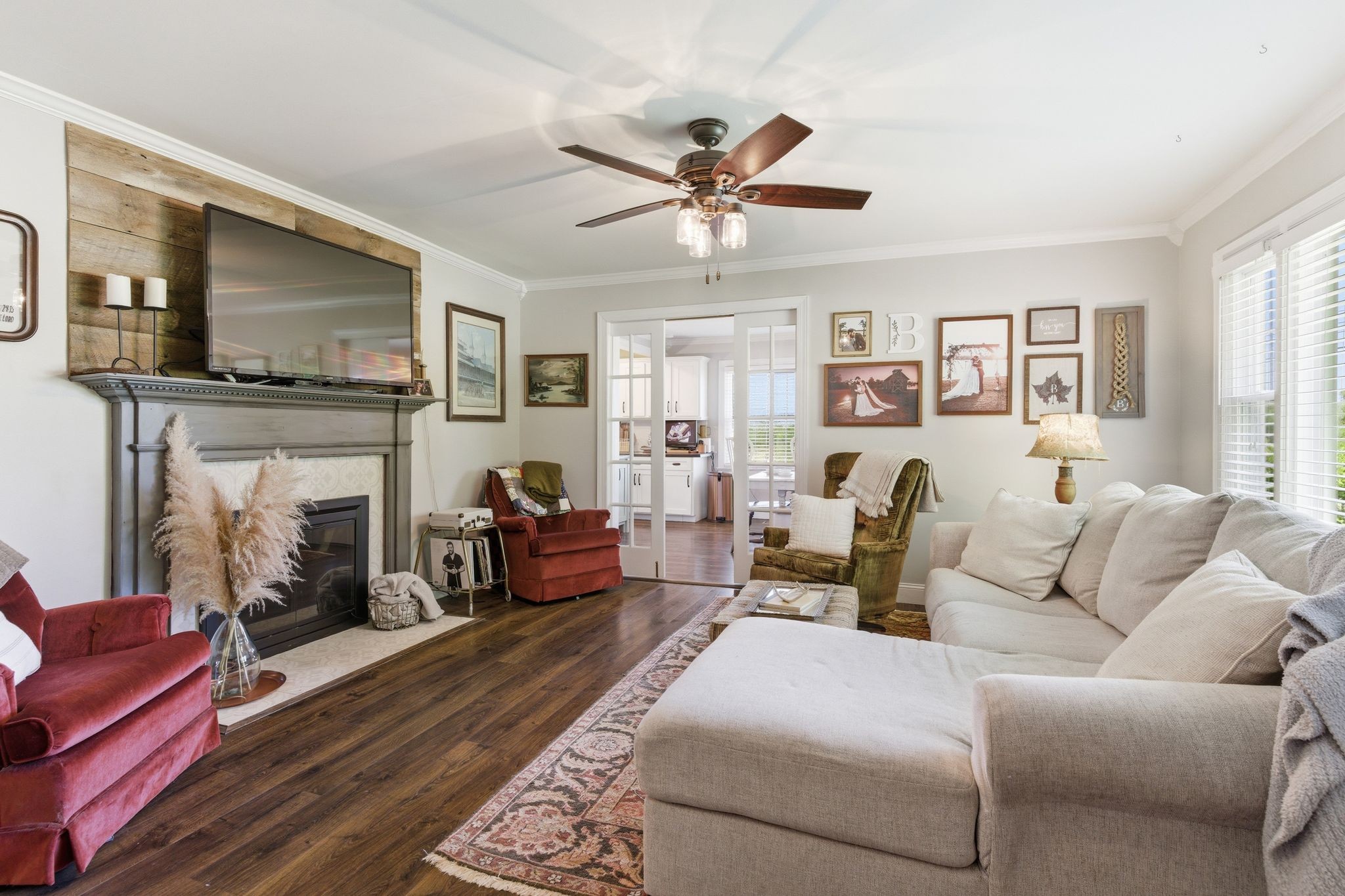 601 N Palmers Chapel Rd