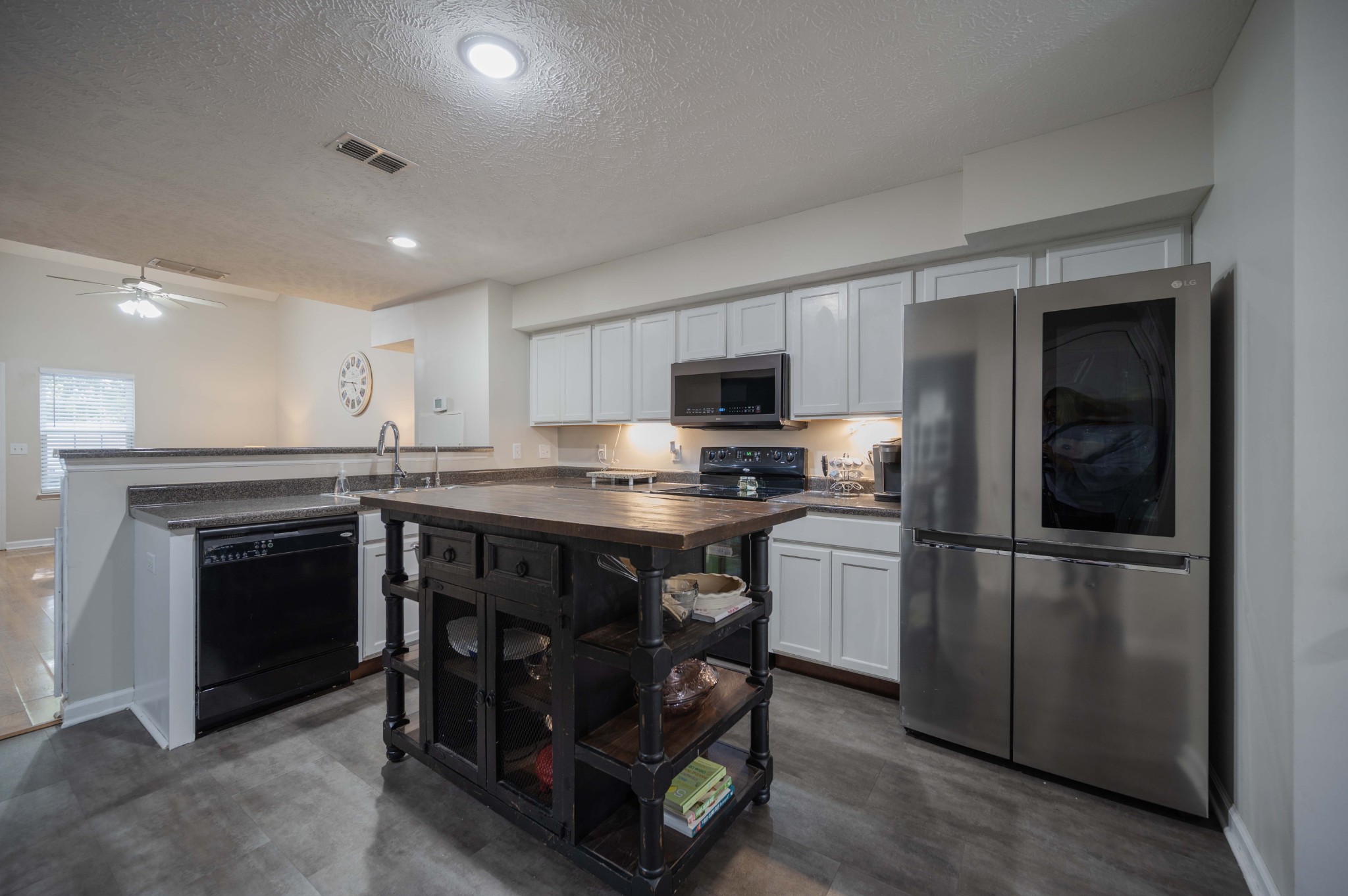 4908 Laura Jeanne Blvd