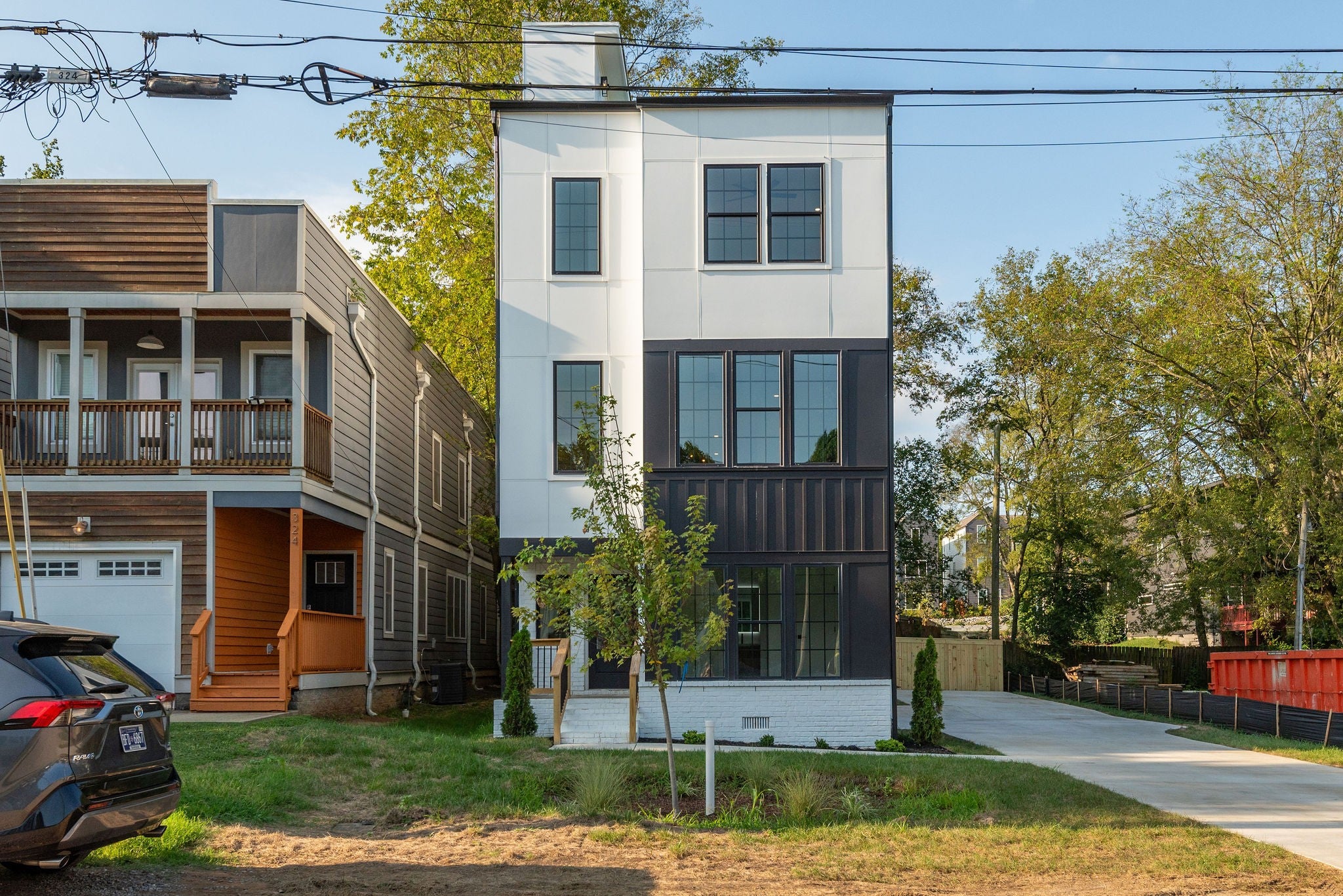 4-bed condo for sale in Nashville, TN 37207, 322a Queen Ave 322a Queen Ave, Nashville TN 37207 4-bed condo, photo 2 of 43
