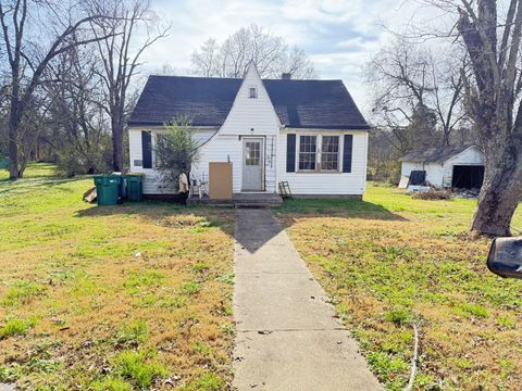319 Coleman St Lewisburg TN 37091