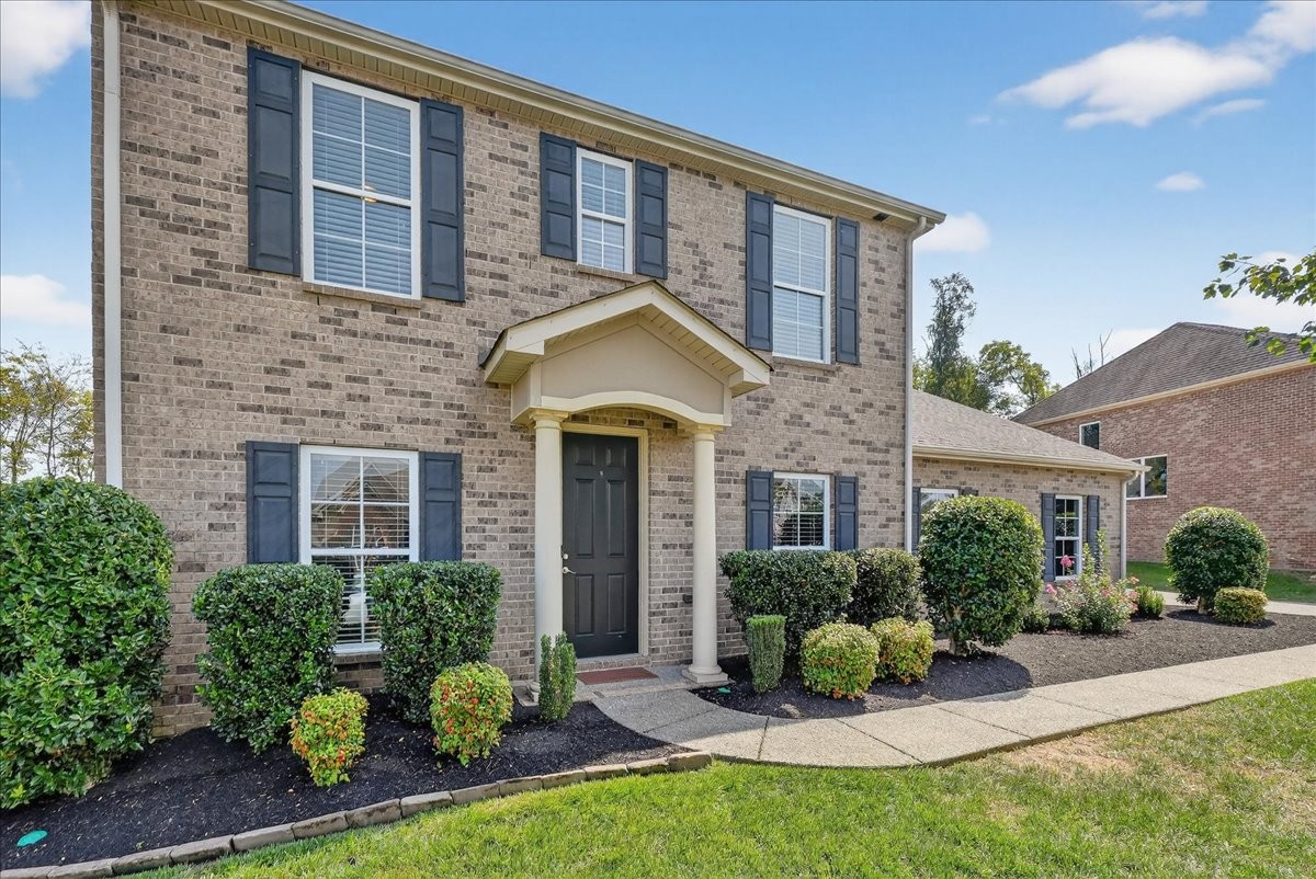 121 Windmill Pointe Cir