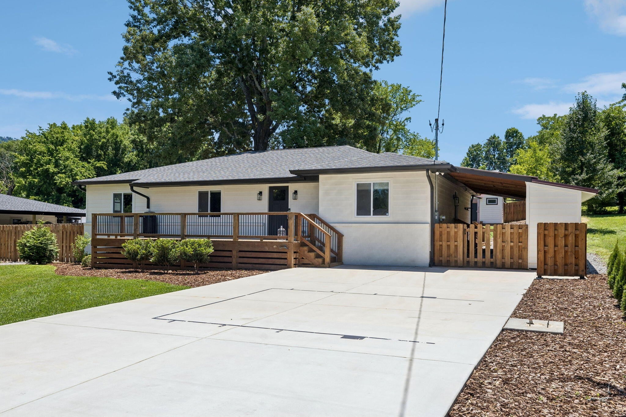 3312 Mountain View Drive