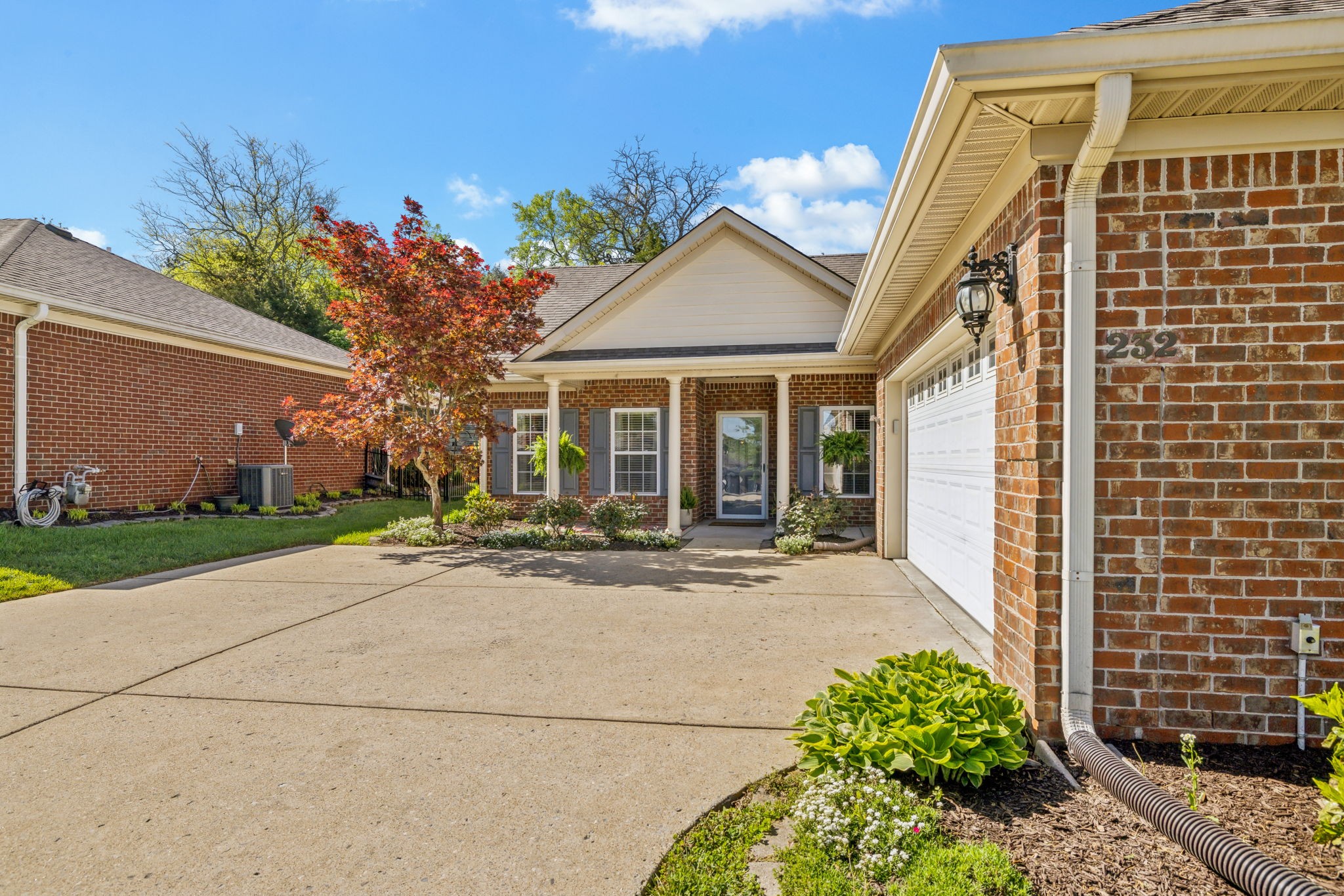 232 Wrennewood Ln