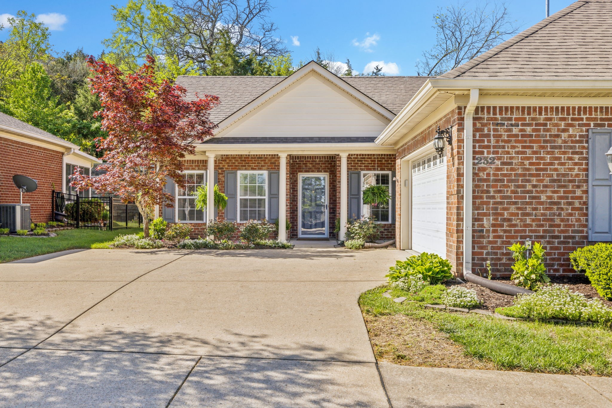 232 Wrennewood Ln