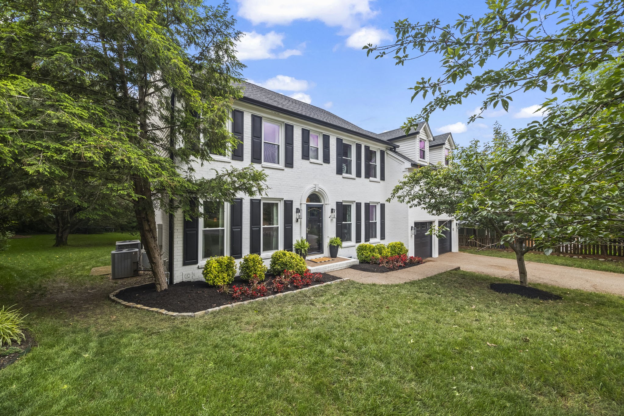 303 Saddlebridge Ln