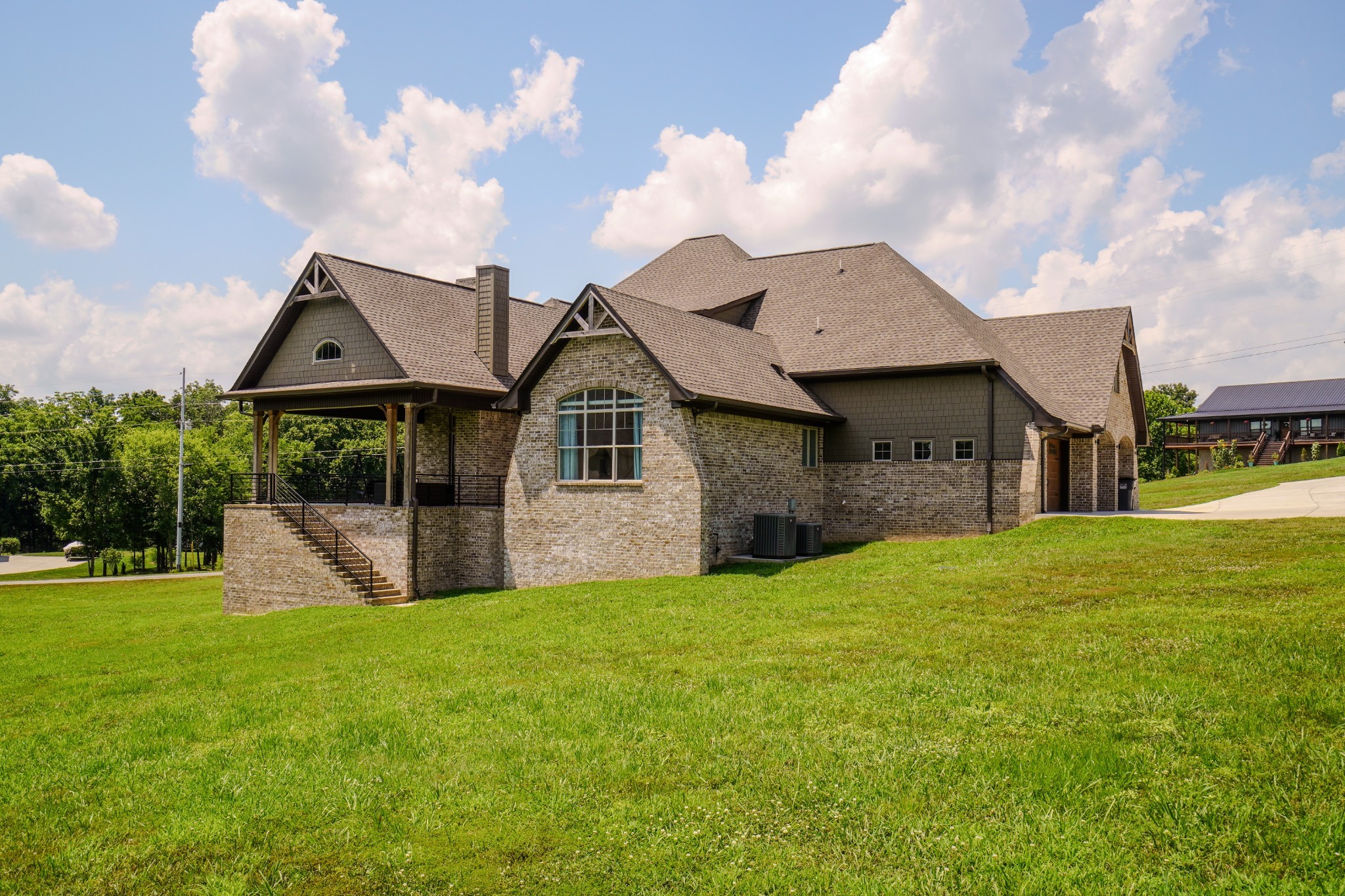 1043 Emerald Valley Dr