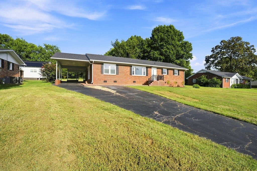 105 Tollgate Rd