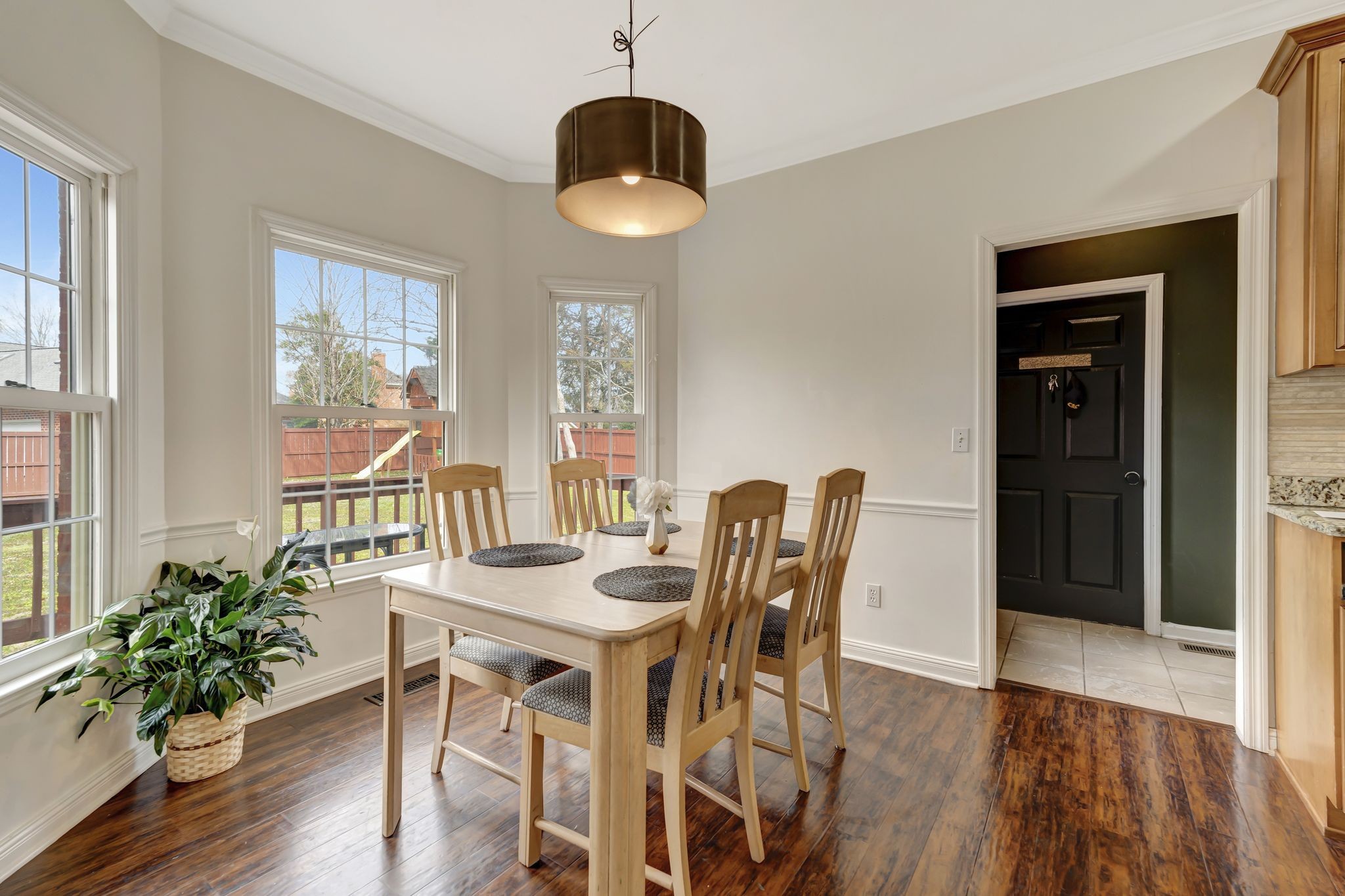 Murfreesboro, Tennessee 37129, United States, 5 Bedrooms Bedrooms, ,4 BathroomsBathrooms,Residential,Active,83167