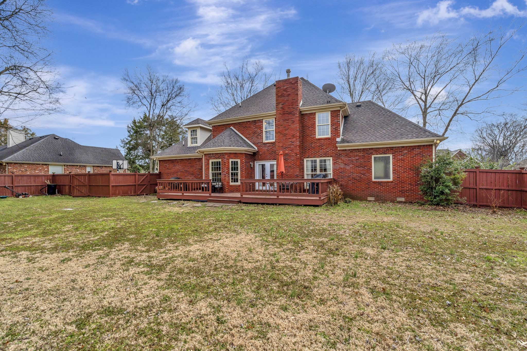Murfreesboro, Tennessee 37129, United States, 5 Bedrooms Bedrooms, ,4 BathroomsBathrooms,Residential,Active,83167