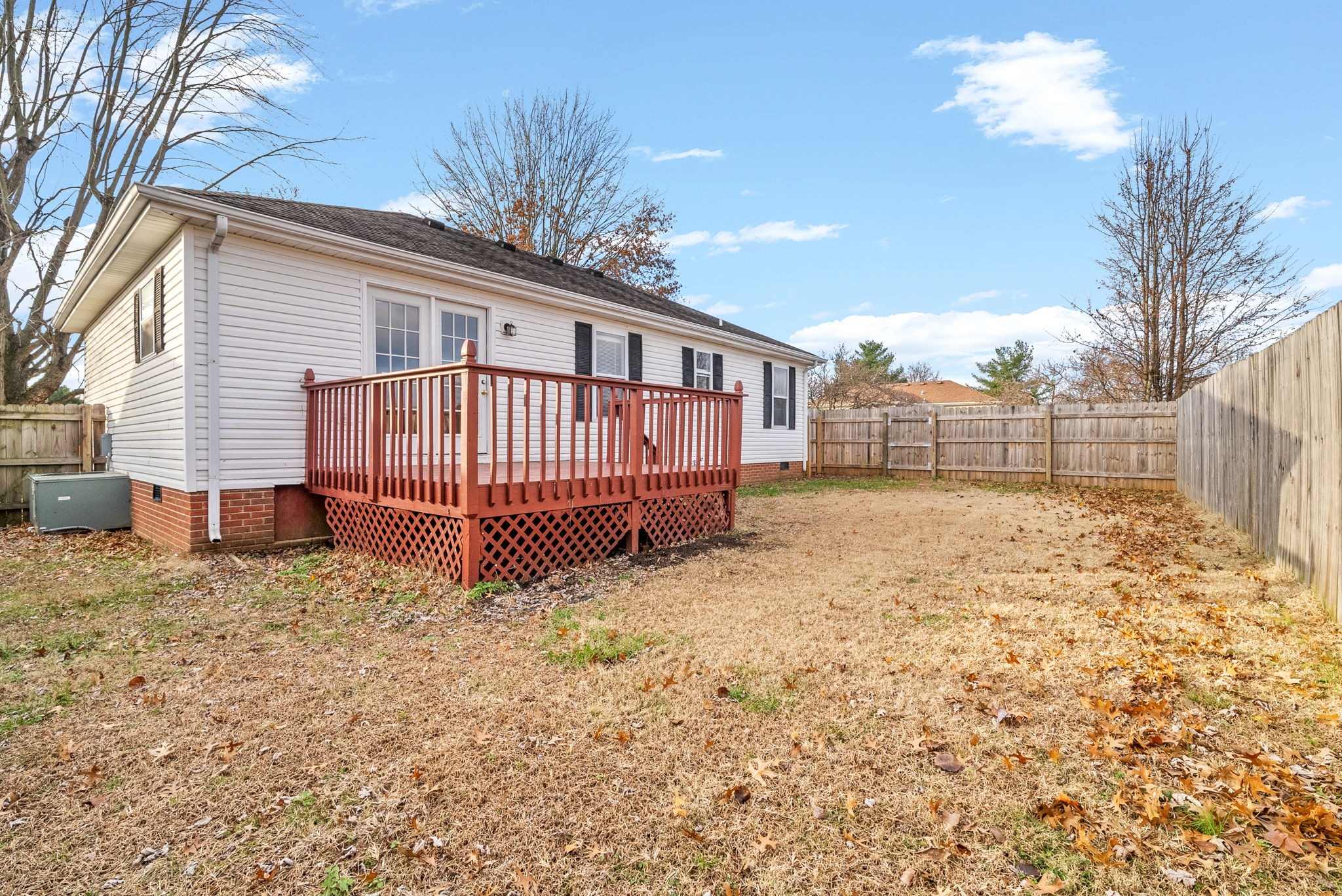 Clarksville, Tennessee 37042, United States, 3 Bedrooms Bedrooms, ,2 BathroomsBathrooms,Residential,Active,23084
