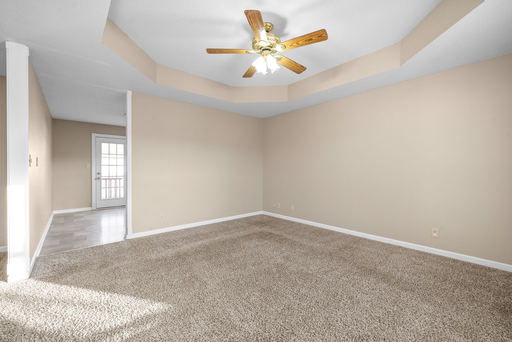 Clarksville, Tennessee 37042, United States, 3 Bedrooms Bedrooms, ,2 BathroomsBathrooms,Residential,Active,23084
