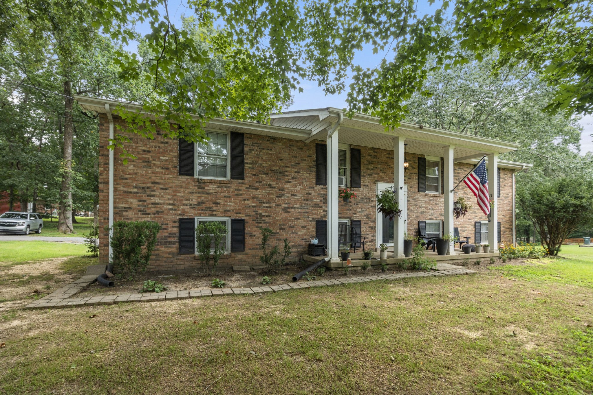 124 Shadybrook Cir