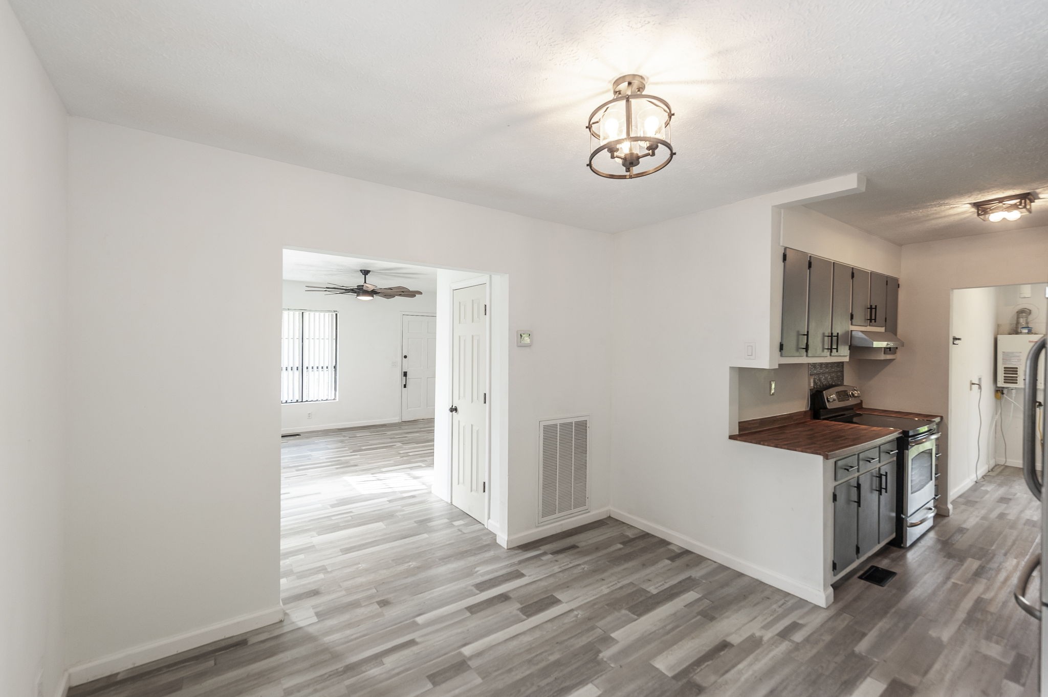 3365 Pleasant Valley Rd
