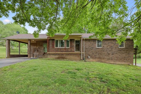 148 Maple St Gordonsville TN 38563