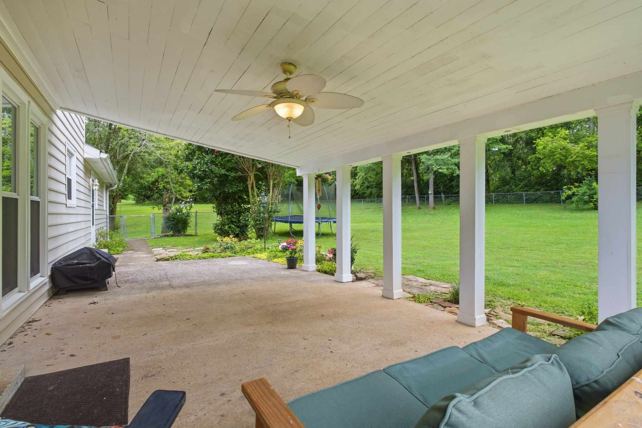 1829 Fox Chase Dr