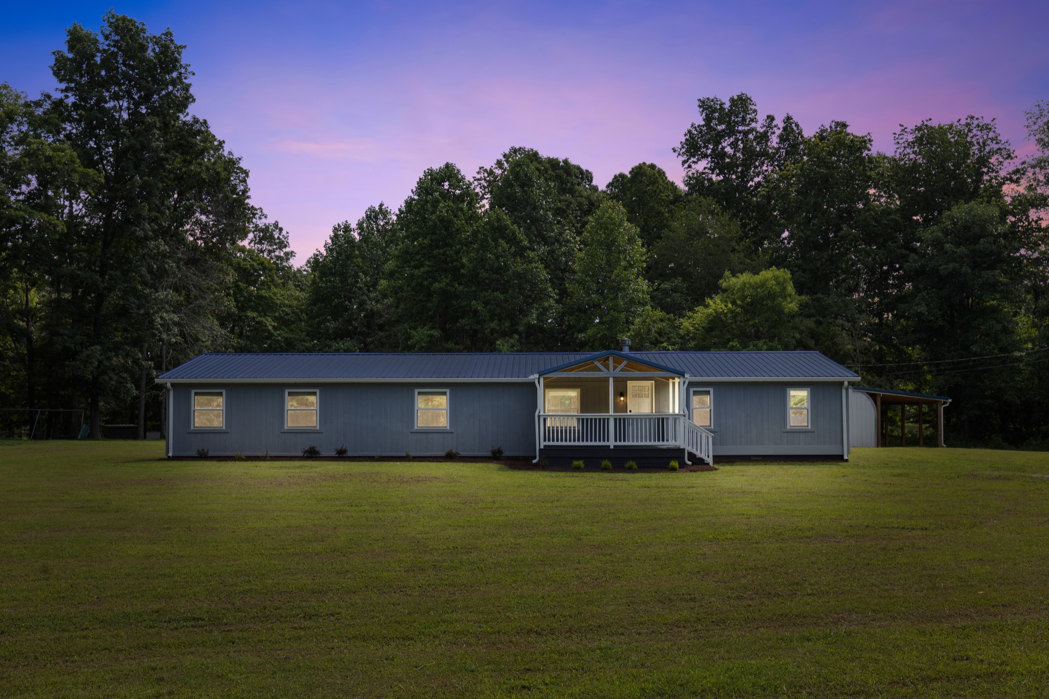 633 Friendship Acres Dr
