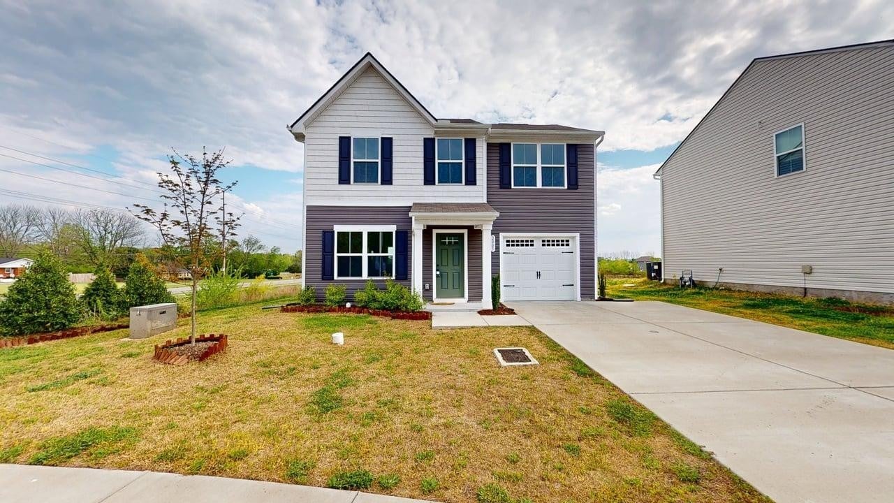 3-bed listing at 2005 Westchester Dr, Nashville