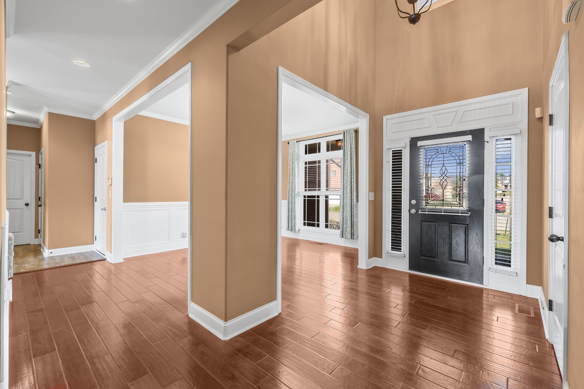 995 Terraceside Cir