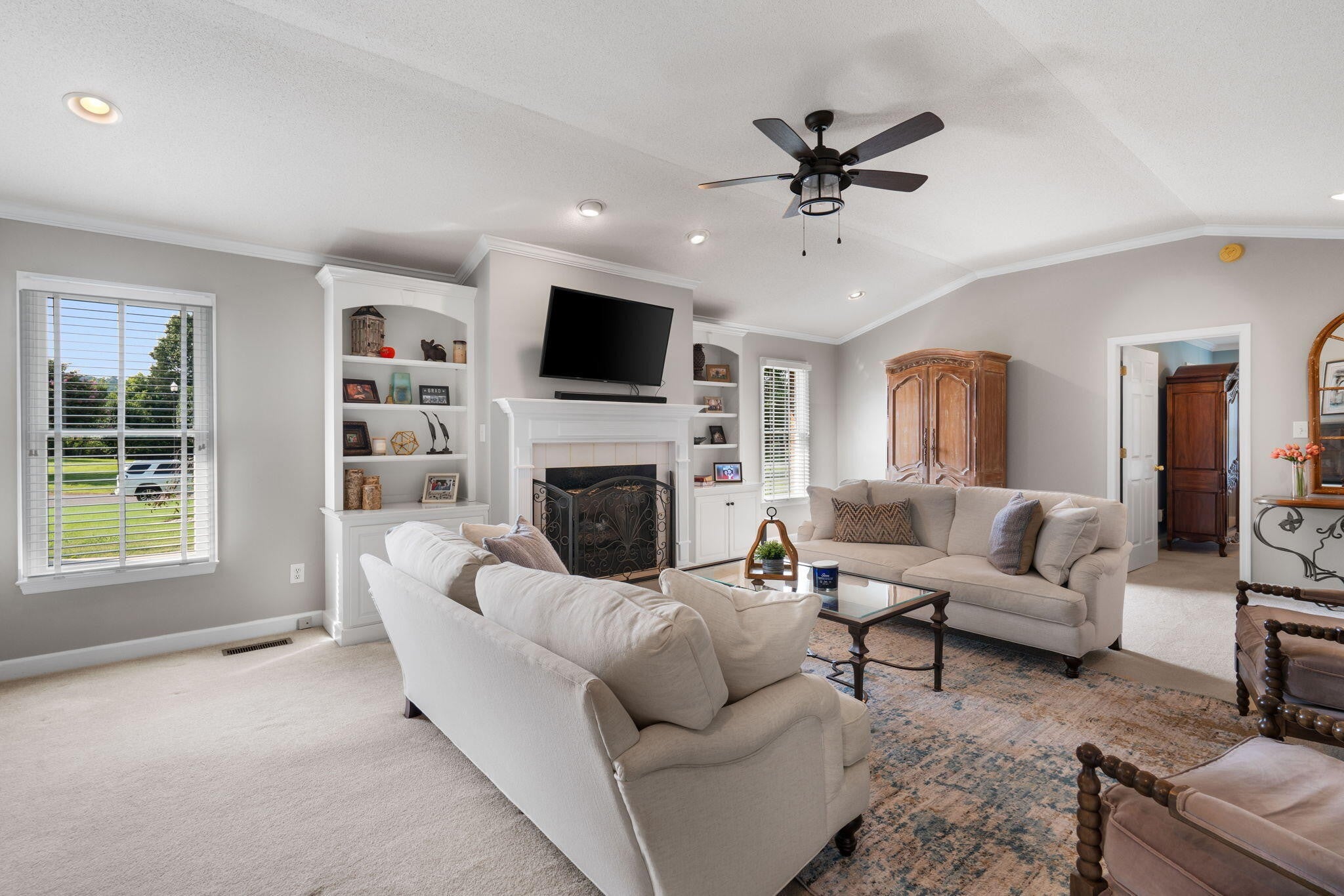 353 Cottonwood Drive NW