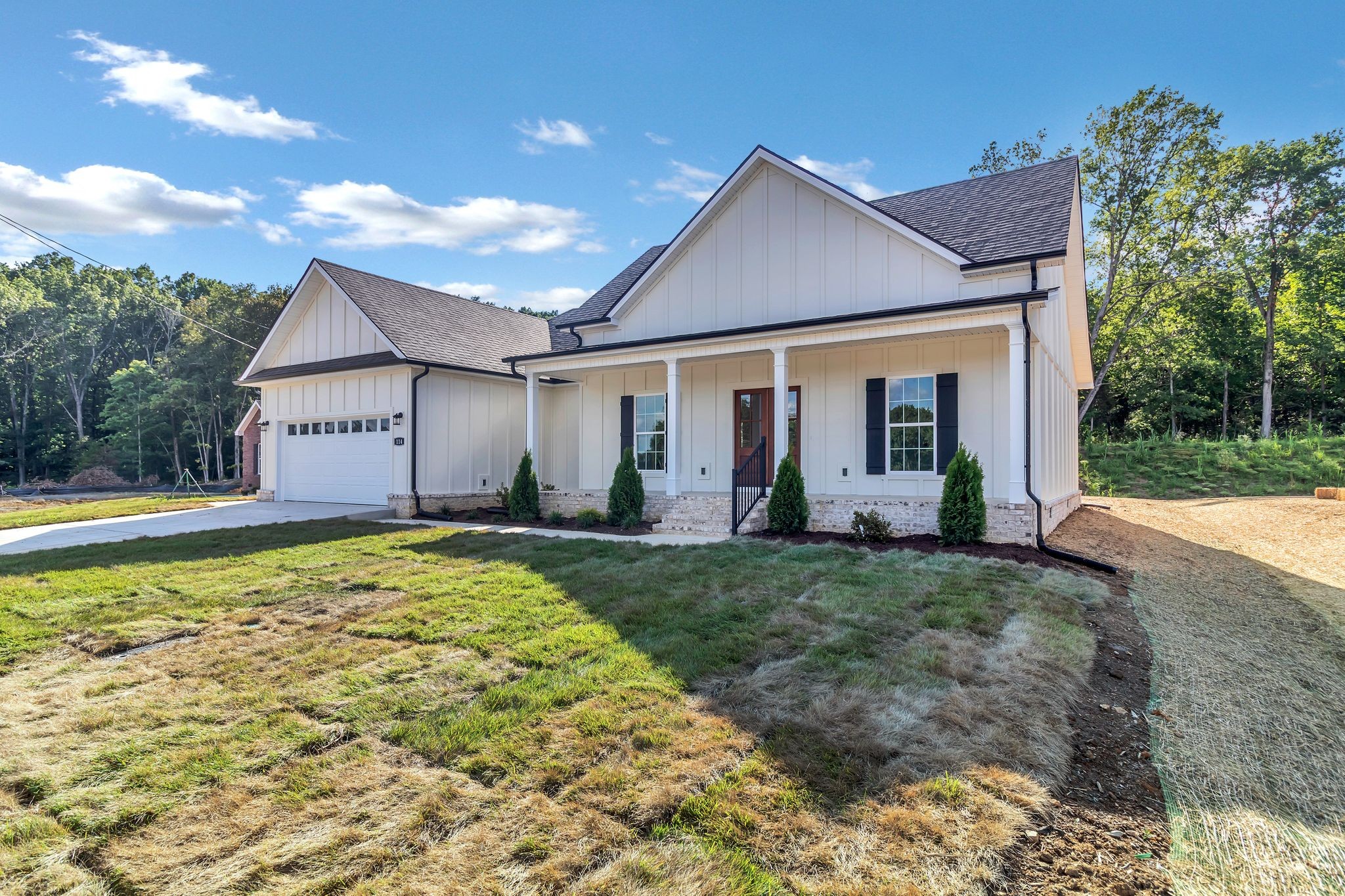 114 Stonebrook Dr