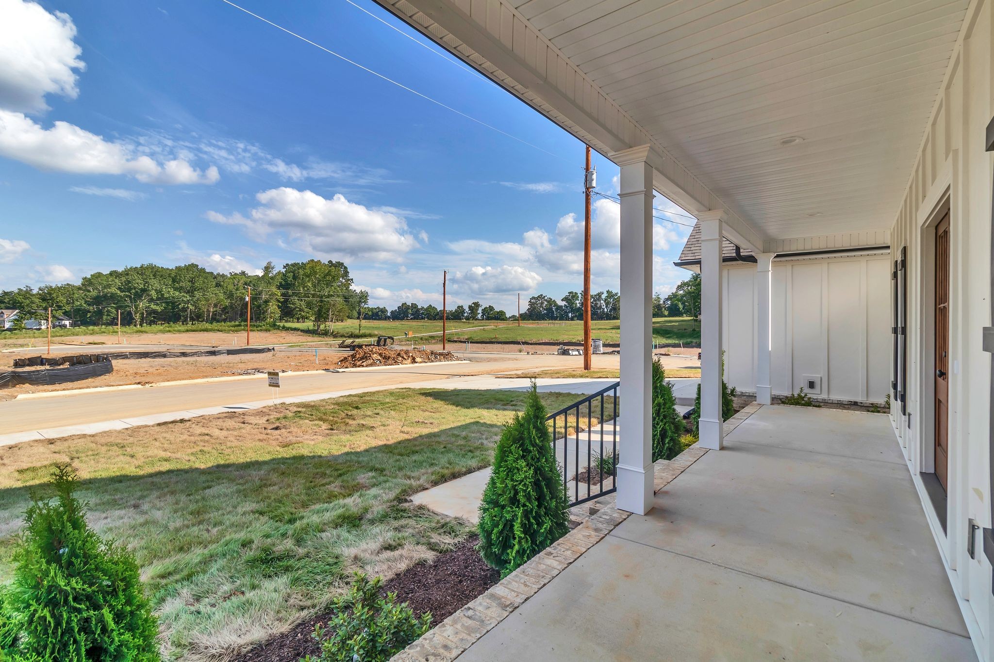114 Stonebrook Dr