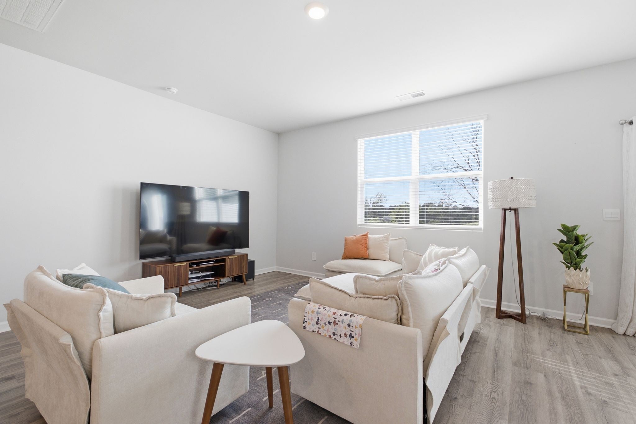 5018 Benelli Dr