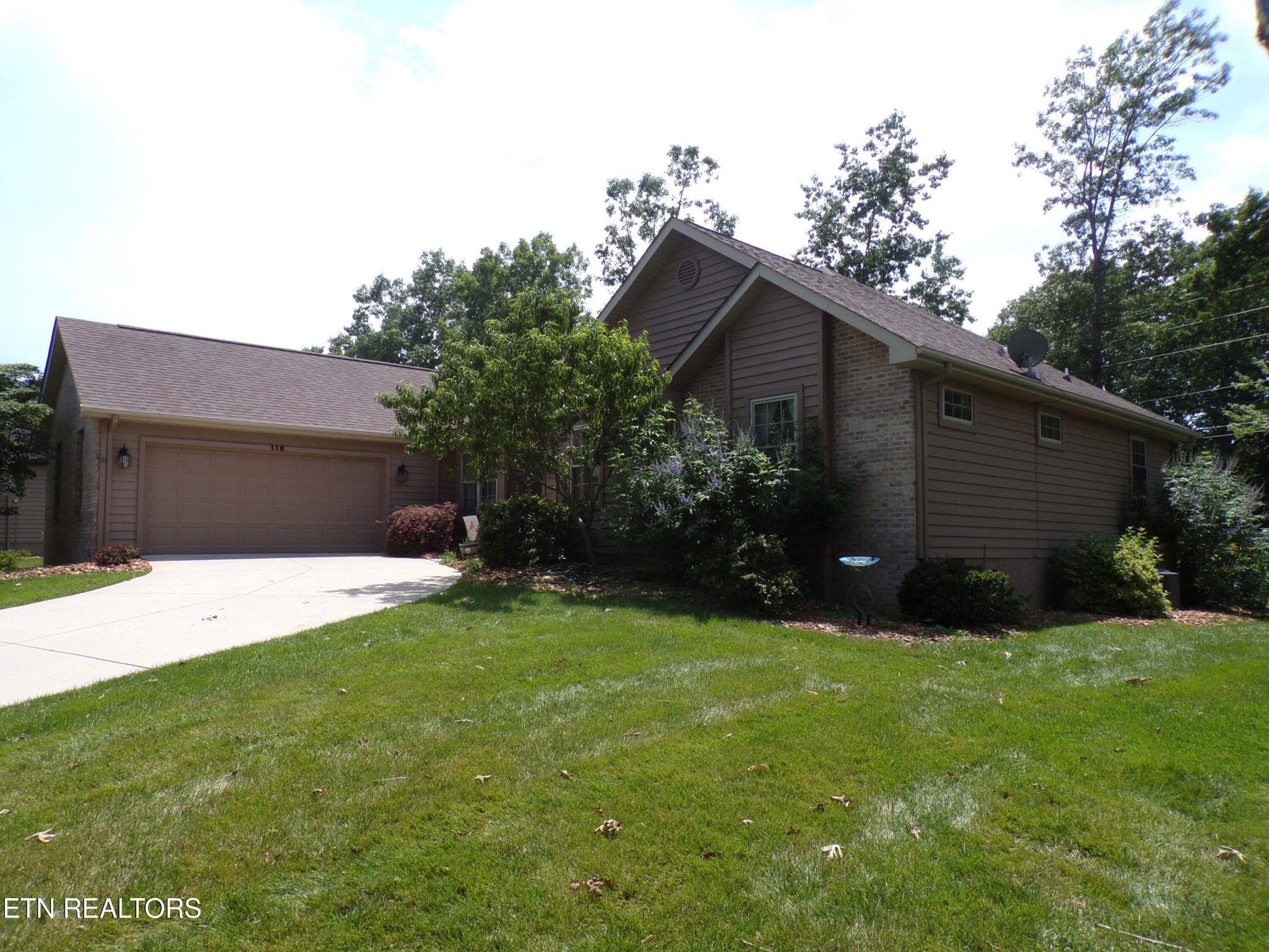 116 Huntington Drive