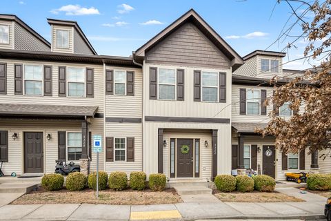 5322 Dan Post Way Murfreesboro TN 37128