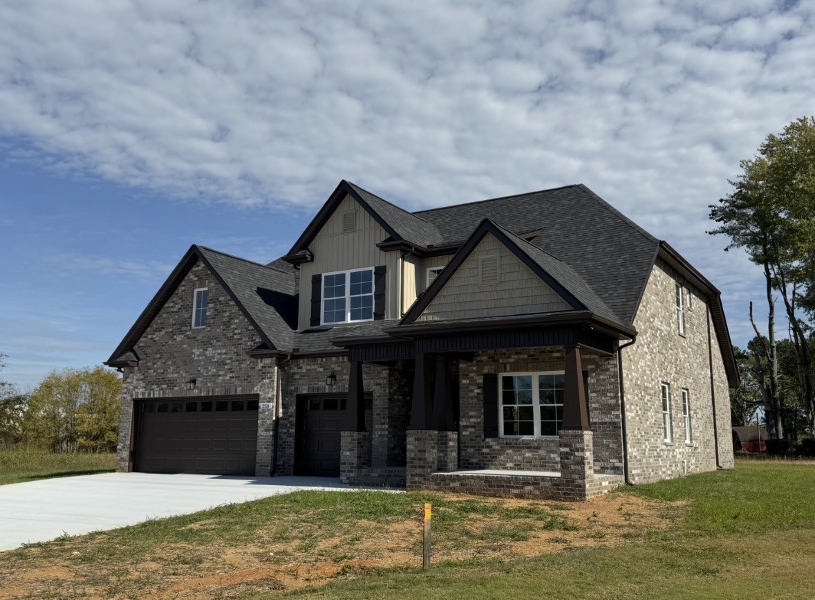 216 Spring House Dr