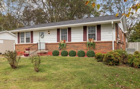 123 Cole Dr, Hendersonville, TN 37075 - MLS#: 2810369