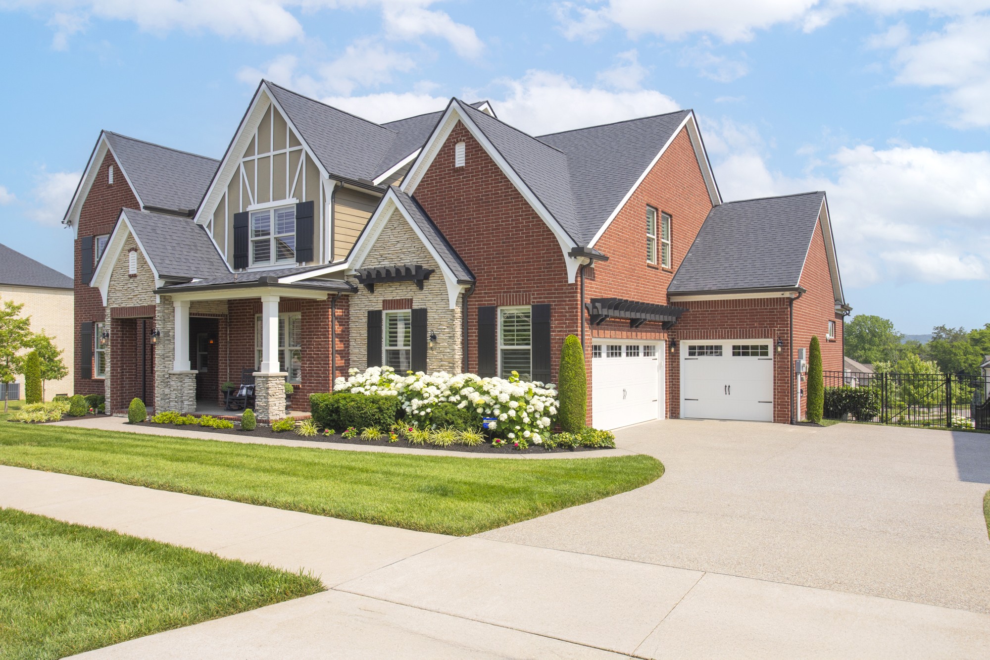 101 Whiteside Ct