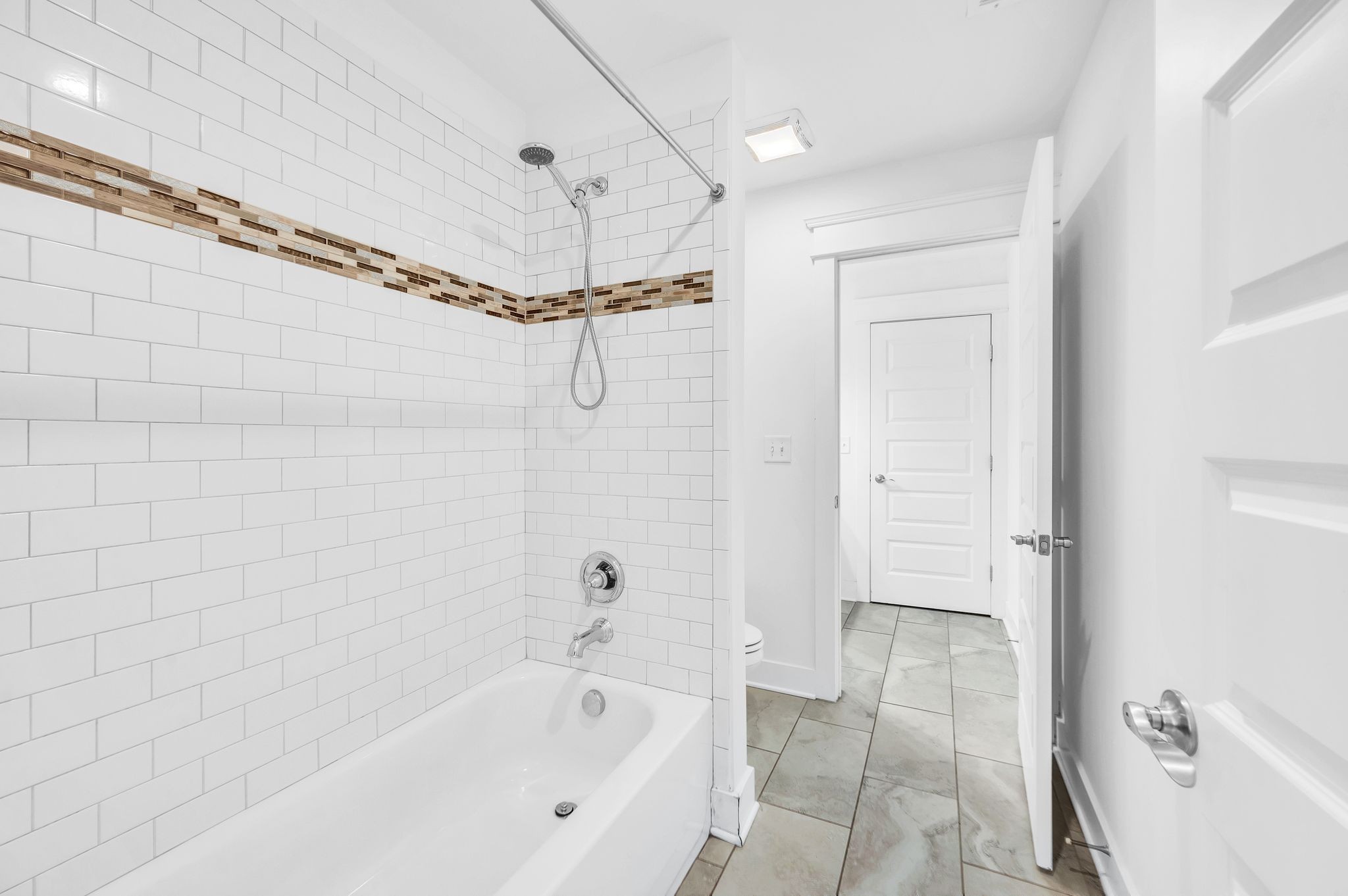 Nashville, Tennessee 37209, United States, 3 Bedrooms Bedrooms, ,3 BathroomsBathrooms,Residential,Active,21192