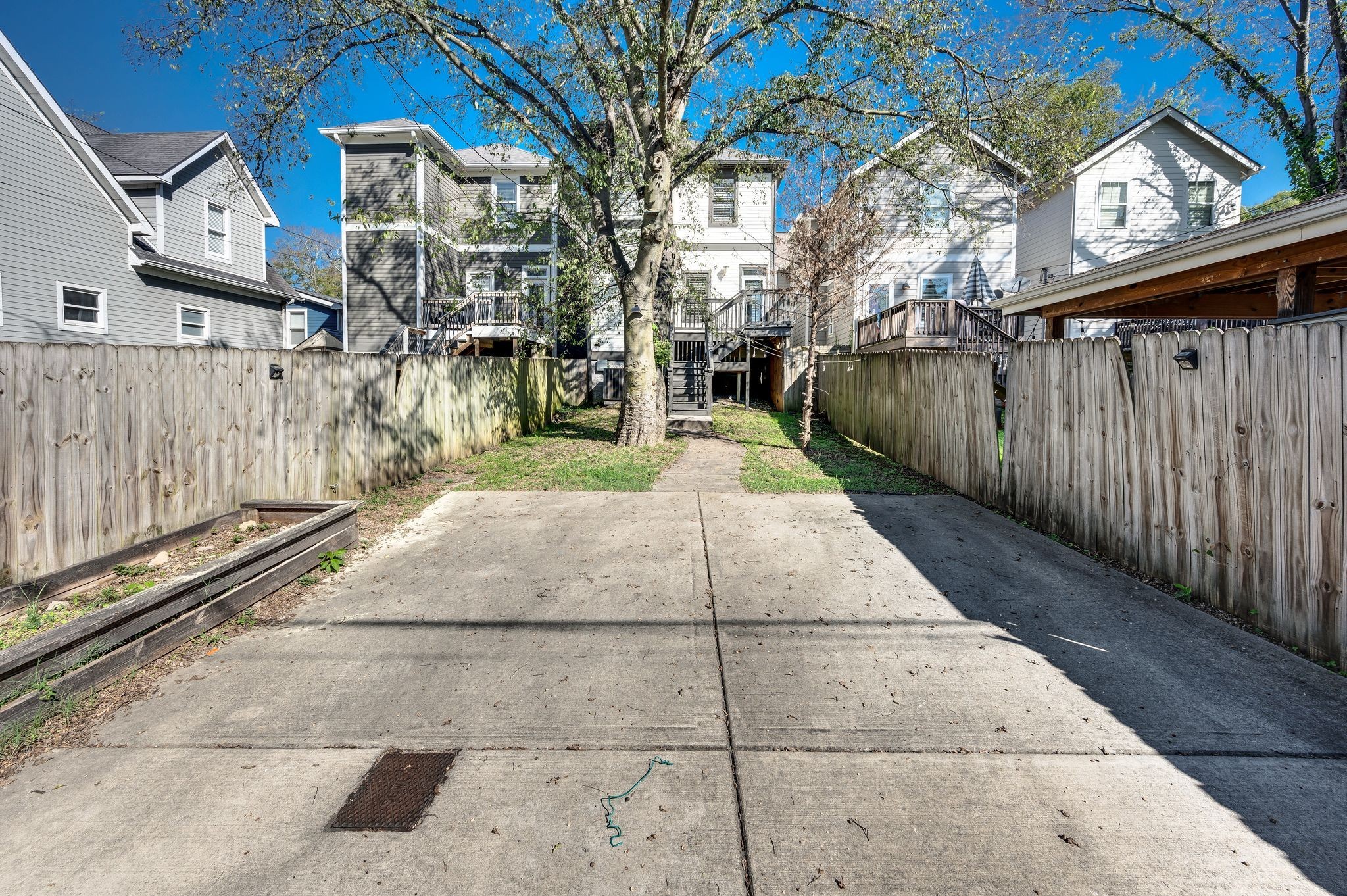 Nashville, Tennessee 37209, United States, 3 Bedrooms Bedrooms, ,3 BathroomsBathrooms,Residential,Active,21192