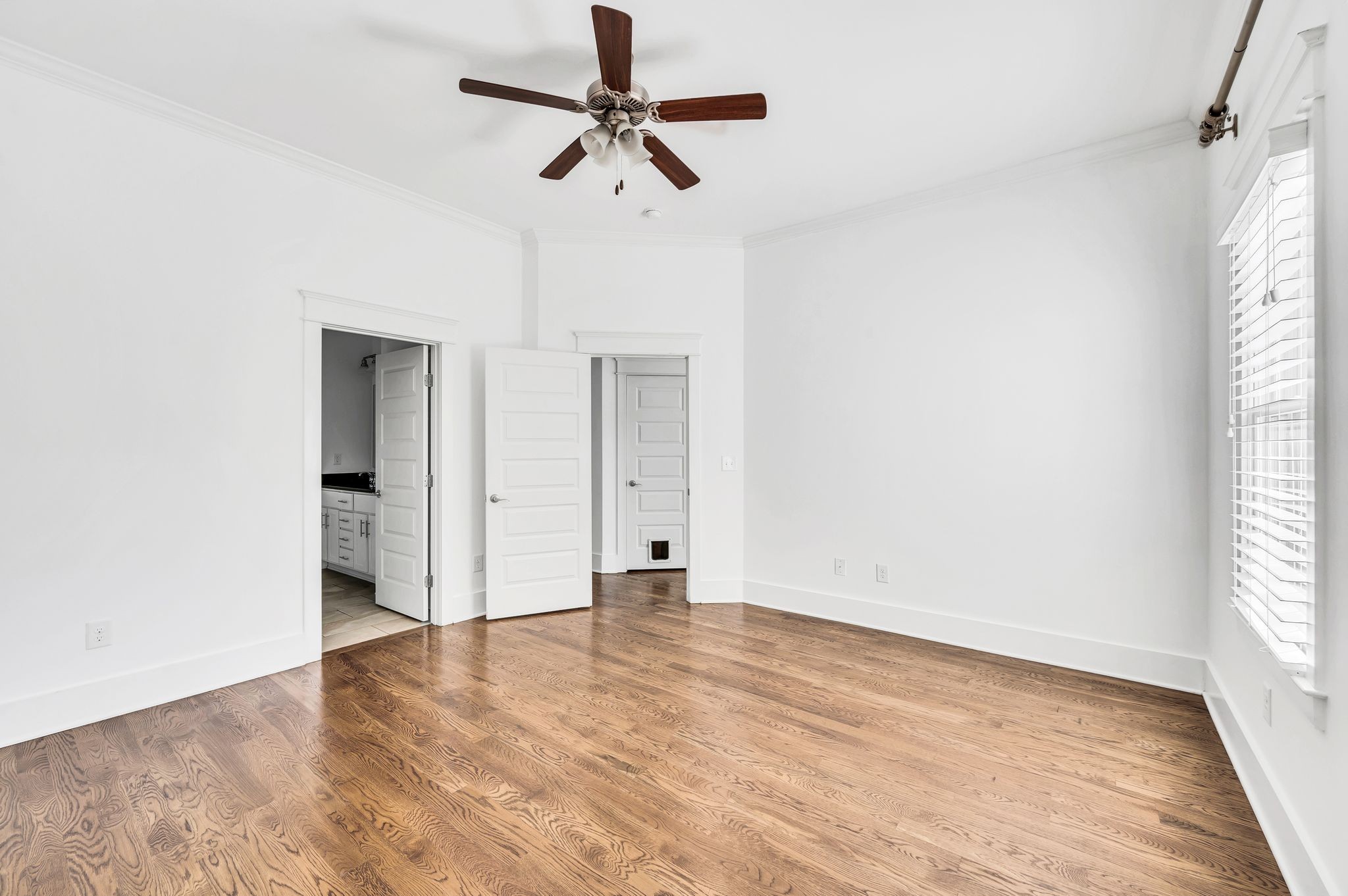 Nashville, Tennessee 37209, United States, 3 Bedrooms Bedrooms, ,3 BathroomsBathrooms,Residential,Active,21192