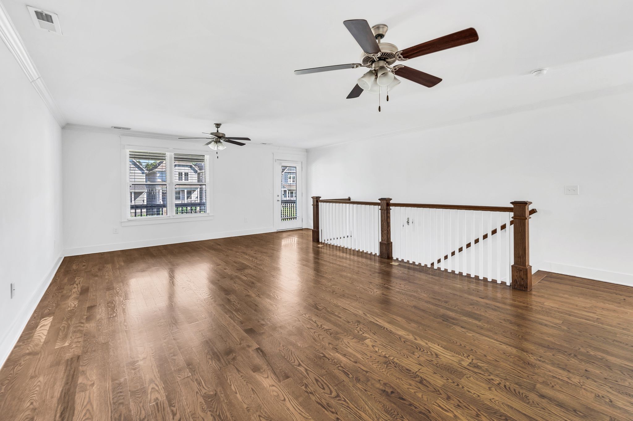 Nashville, Tennessee 37209, United States, 3 Bedrooms Bedrooms, ,3 BathroomsBathrooms,Residential,Active,21192