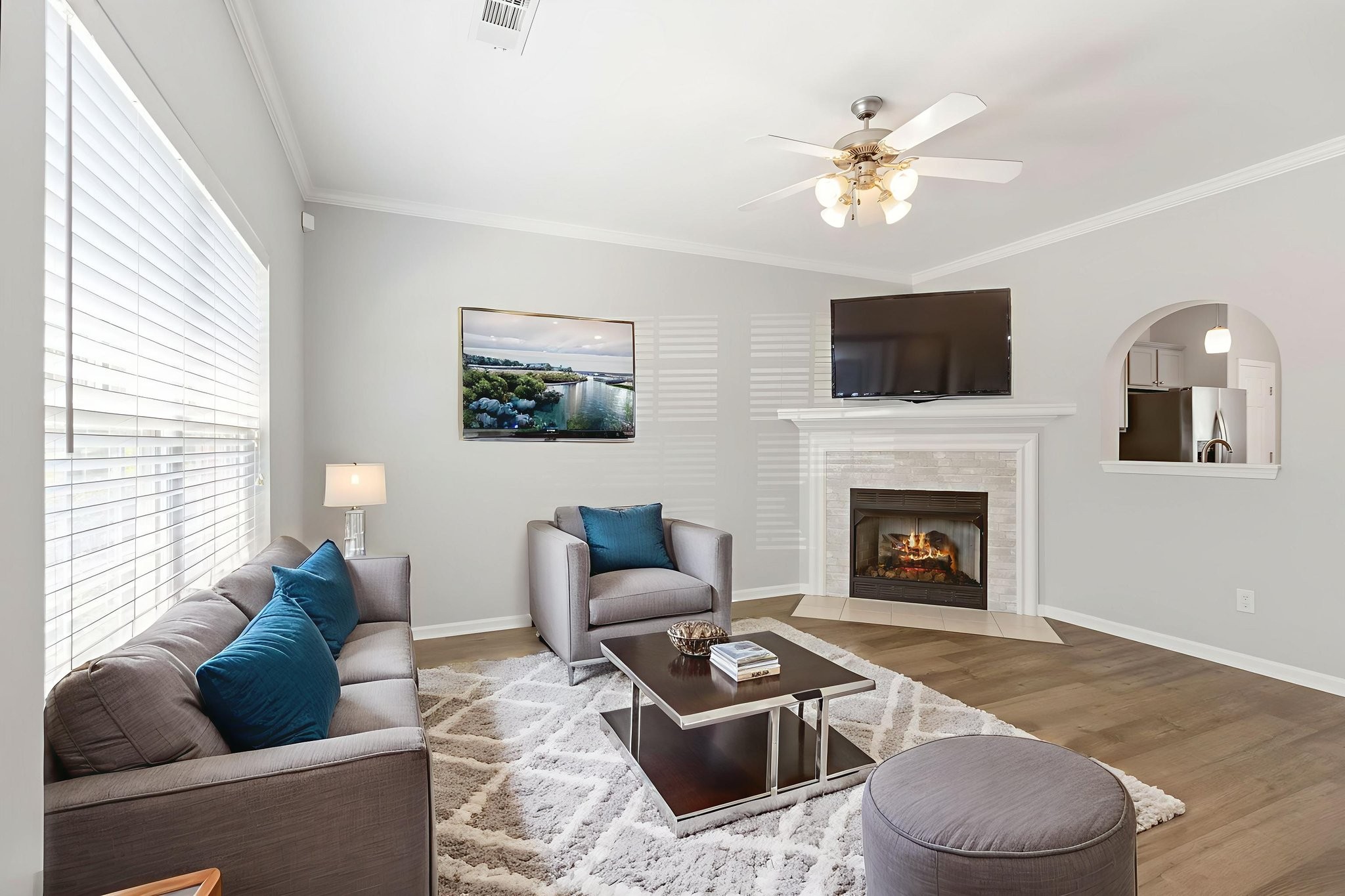 1101 Downs Blvd 164