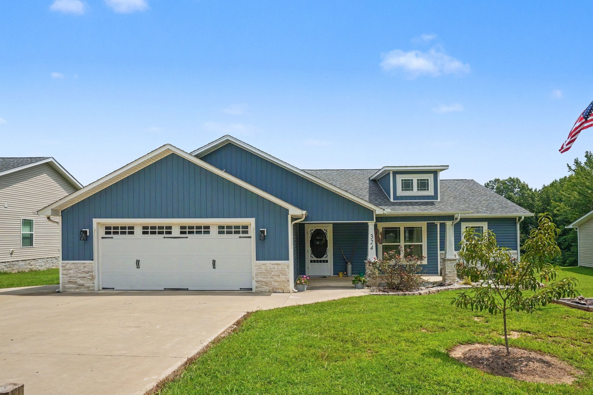 324 Post Oak Rd E