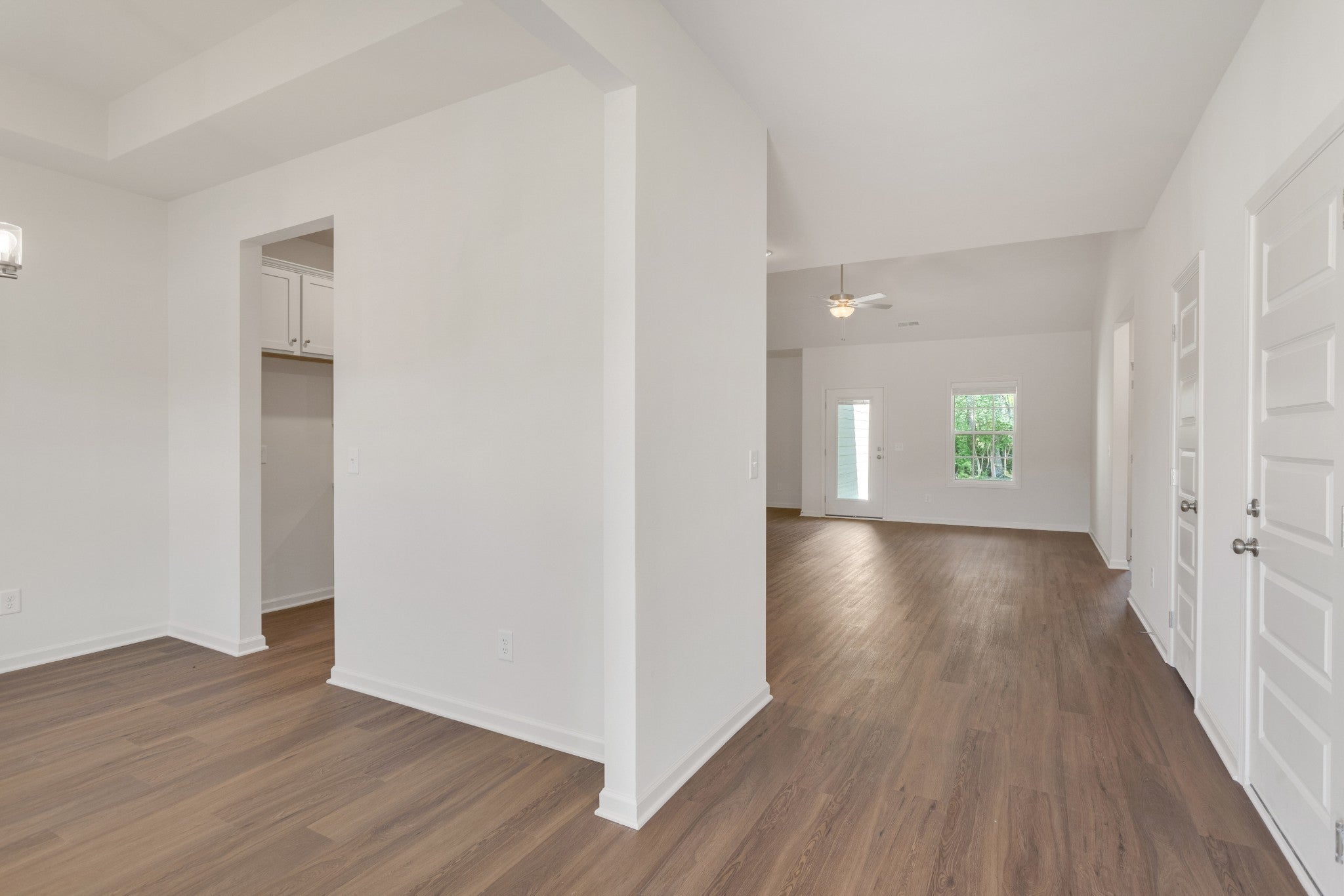 7106 Hall Rd