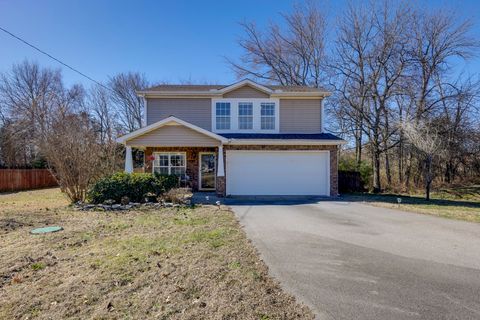 1305 Fall Pkwy Murfreesboro TN 37129