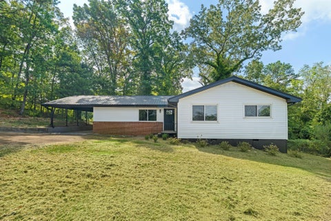 Photo of 3706 Hemingway Drive, Chattanooga, TN 37406 (MLS # 3596413)