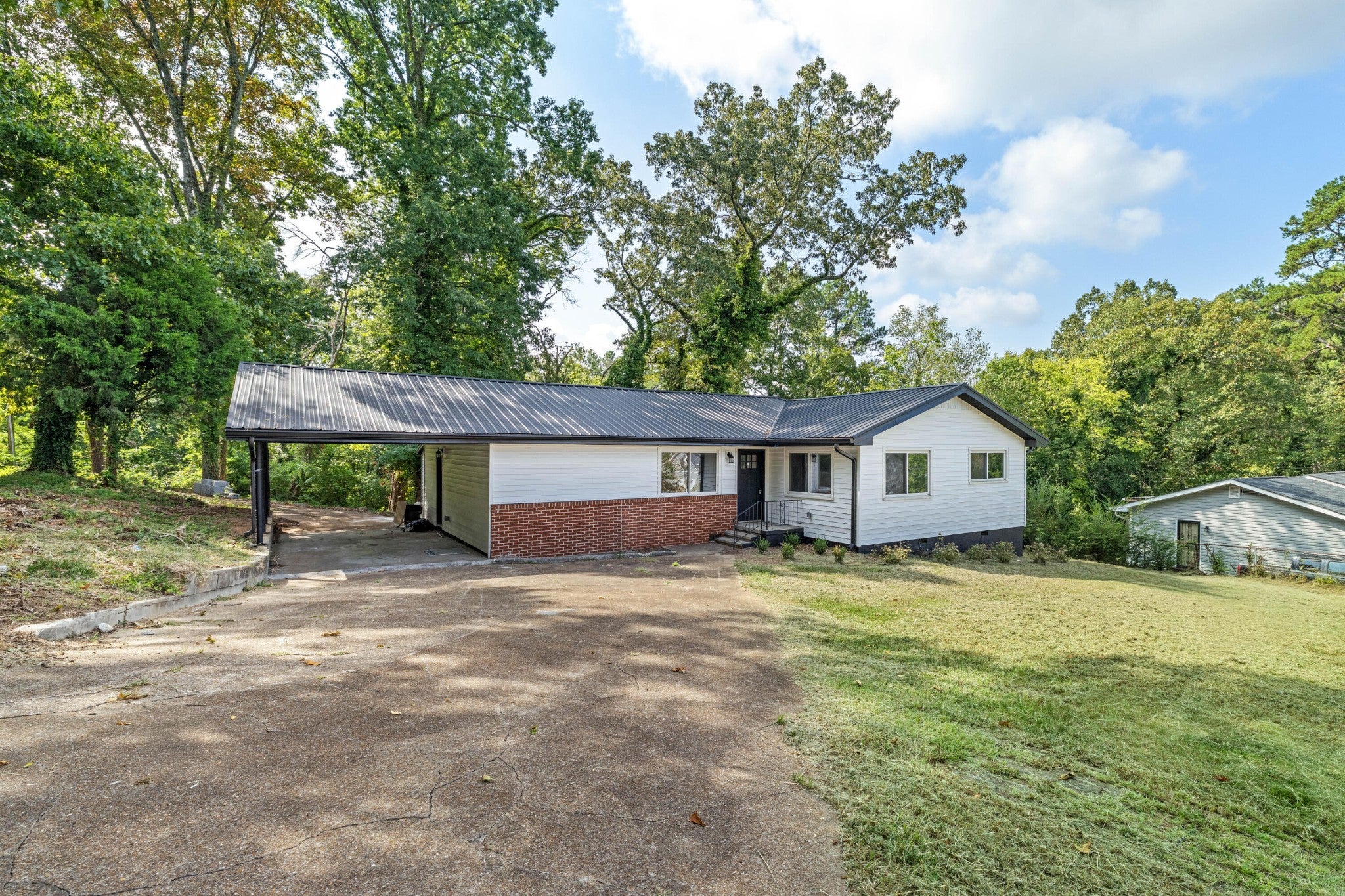 3706 Hemingway Drive