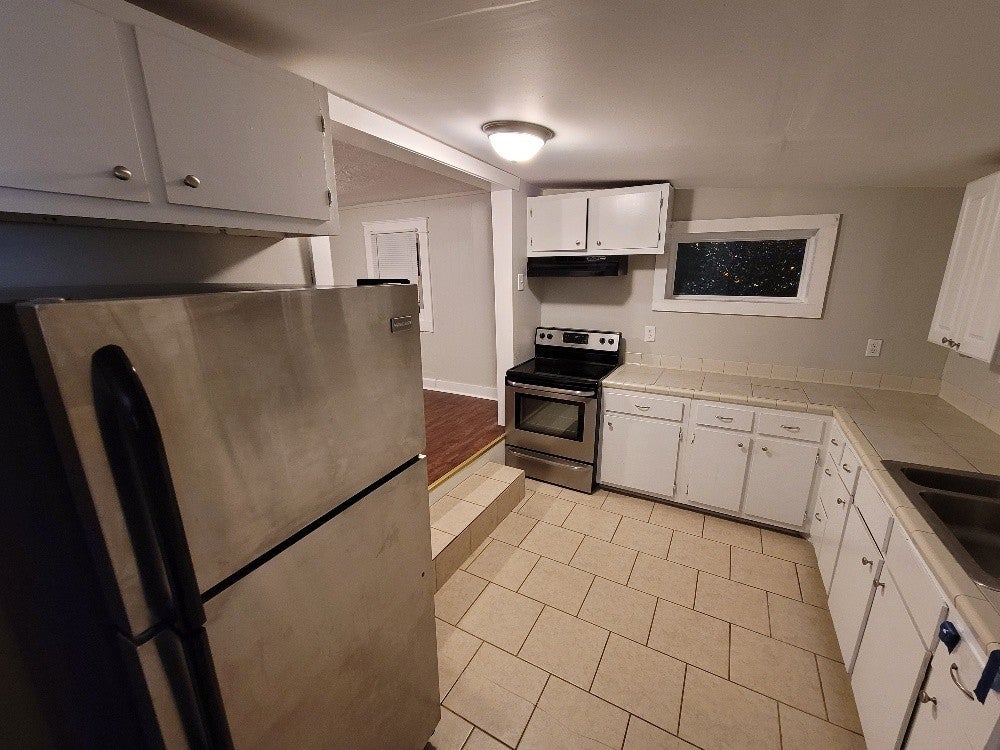3-bed home for rent in Nashville, TN 37209, 657 James Ave 657 James Ave, Nashville TN 37209 3-bed home, photo 4 of 19